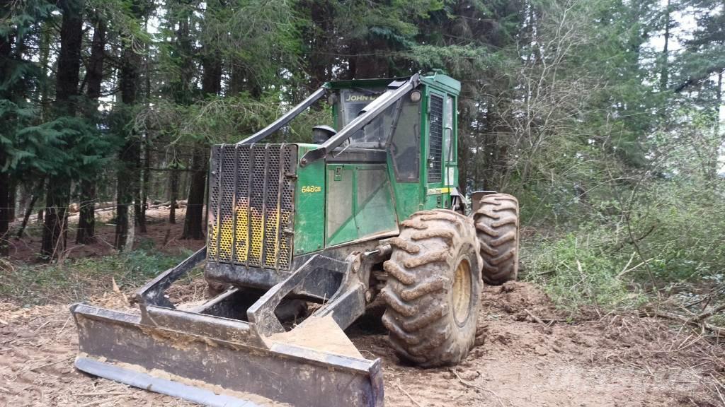 John Deere 648 G III Arrastrador de troncos