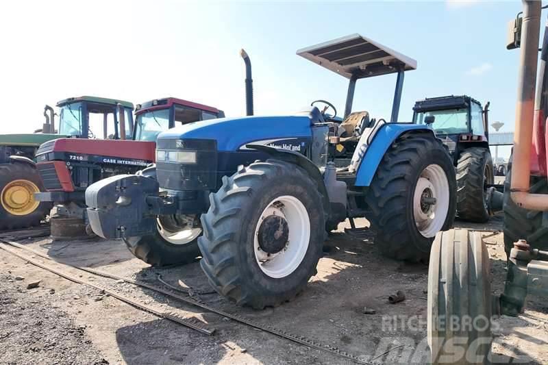 New Holland TM150Â TractorÂ Now stripping for spar Tractores