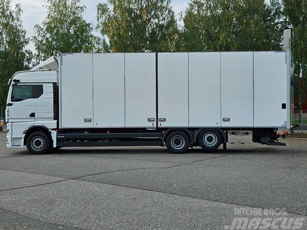 MAN TGX 26.510 6x2-4 LL Piako KSA Camiones caja cerrada