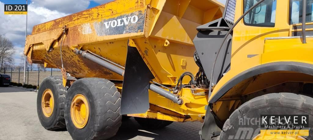 Volvo A30F with tailgate Dúmpers articulados