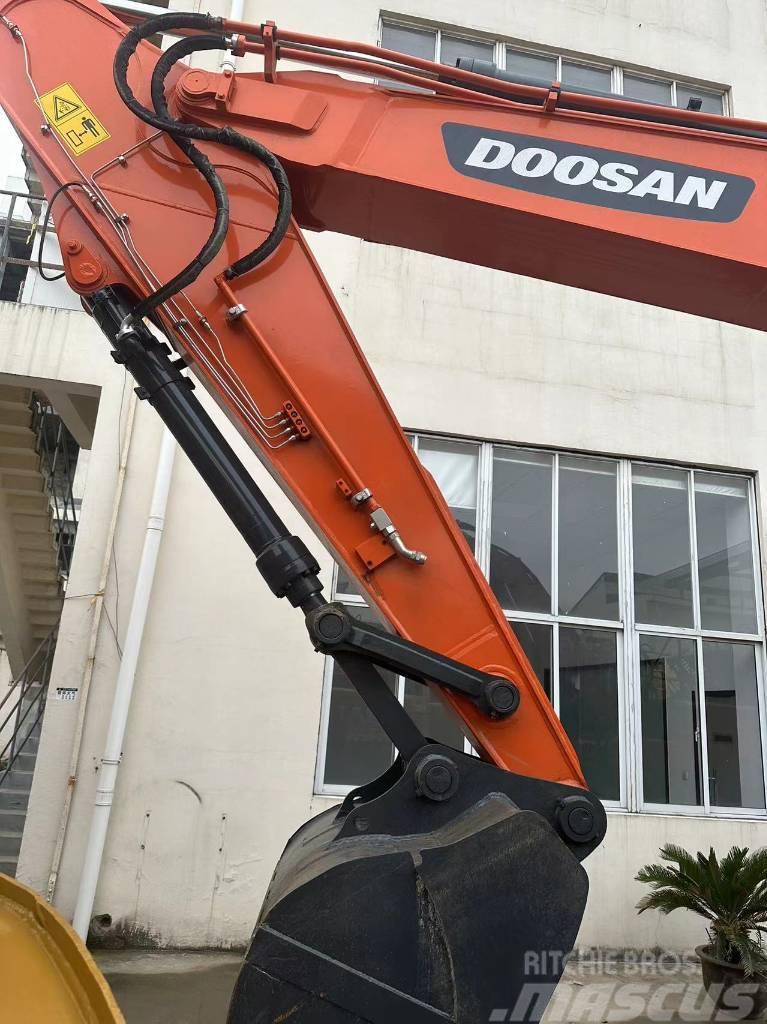 Doosan 300LC-9 Excavadoras de cadenas