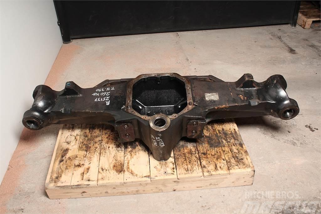 New Holland T8.390 Front axle house Transmisión
