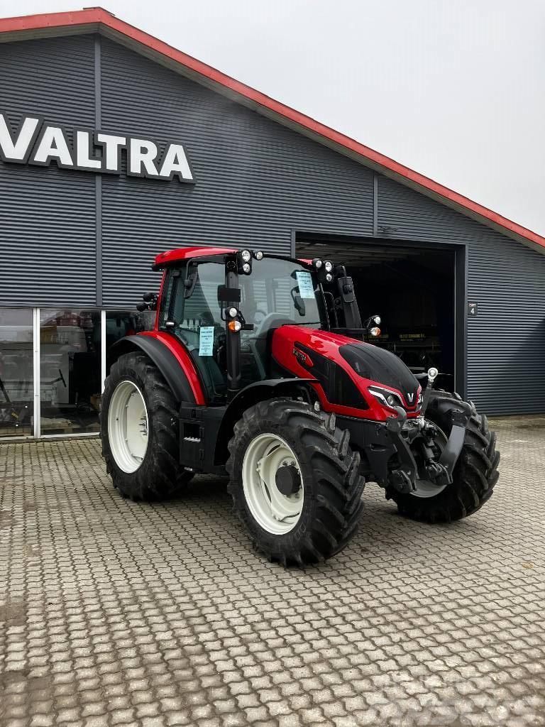 Valtra G135 Active Tractores