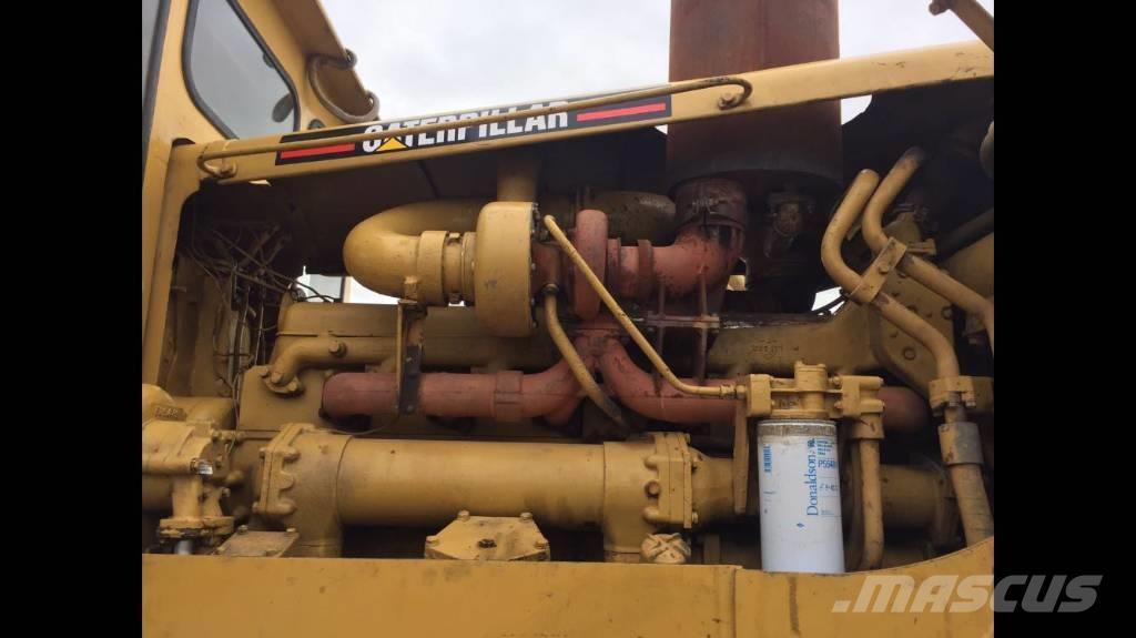 Caterpillar D 9 G Buldozer sobre oruga