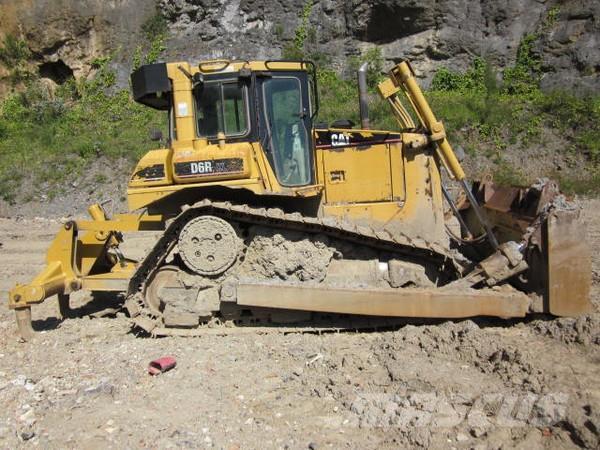 Caterpillar D 6 R XL Buldozer sobre oruga