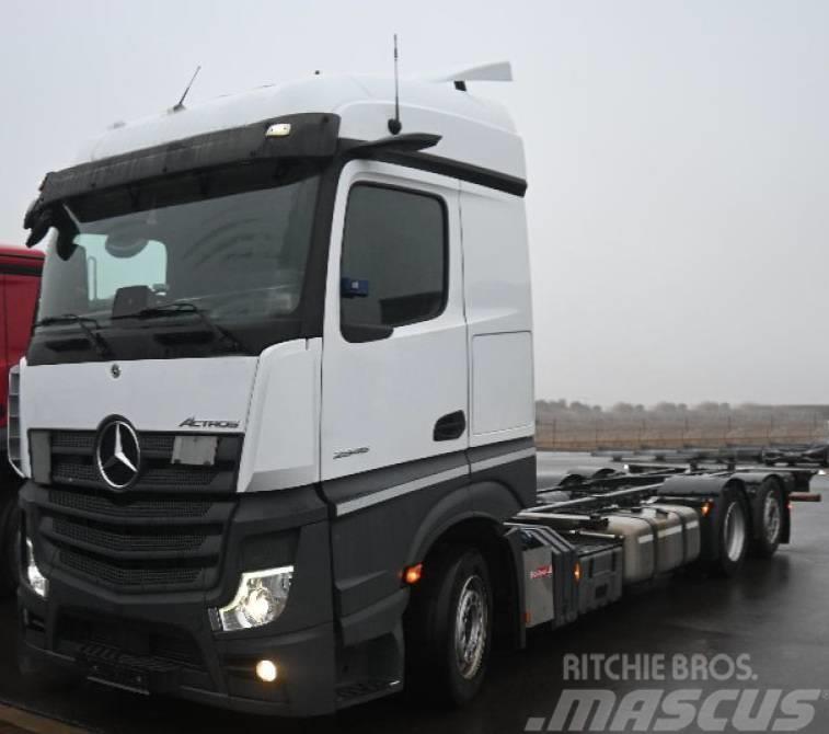 Mercedes-Benz Actros 2545 LnR MP5 E6 / 2021/ Low Deck / Mega / Camiones portacontenedores