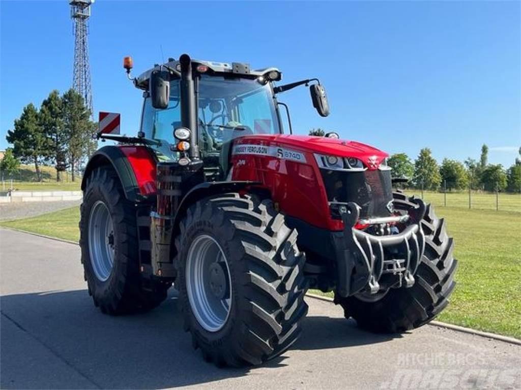 Massey Ferguson MF 8740 S-Dyna-VT EXCLUSIVE Tractores