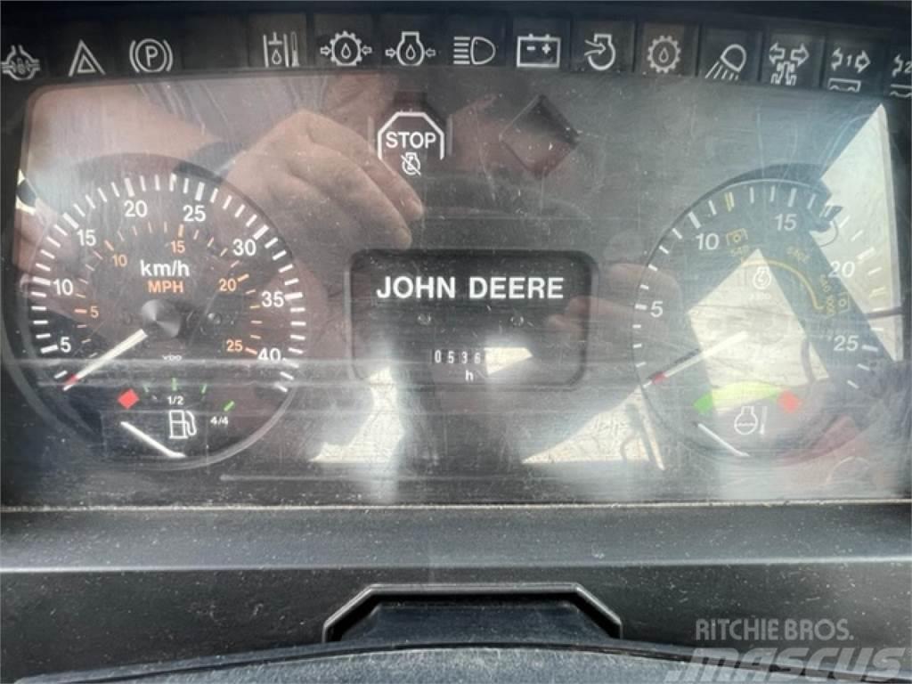 John Deere 6100 Tractores
