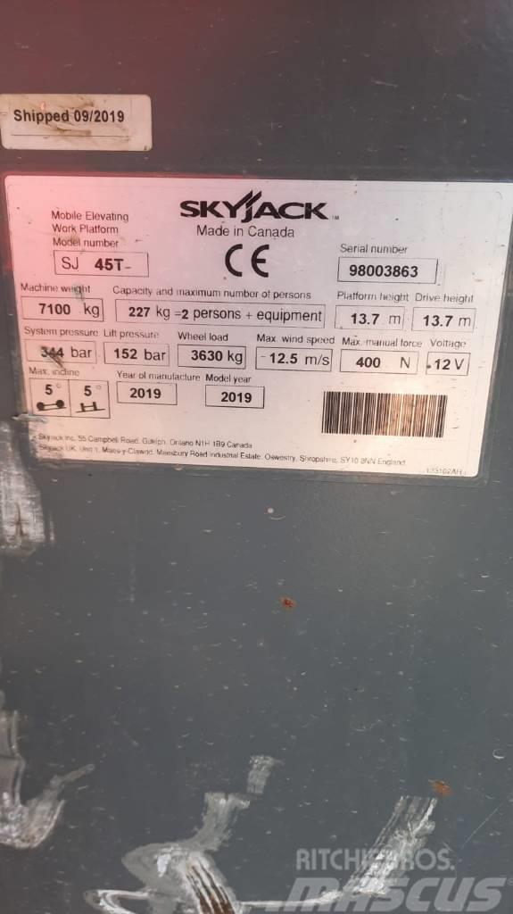 SkyJack SJ 45 T Plataformas de trabajo telescópica