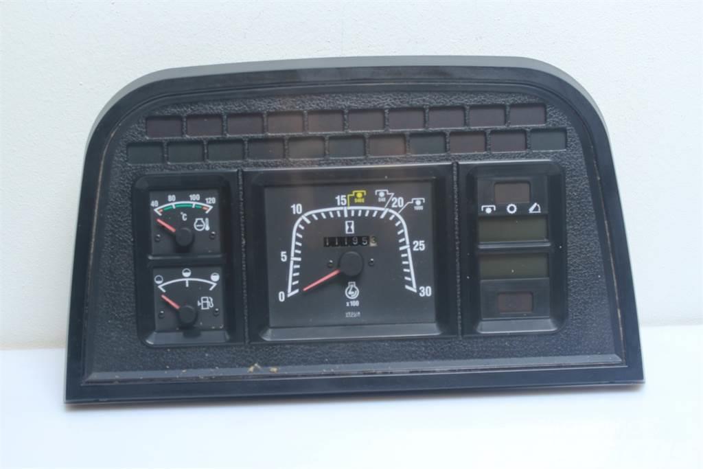New Holland M100 Instrument Cluster Electrónicos