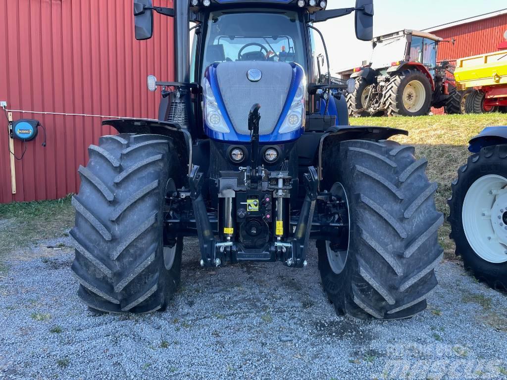 New Holland T7,300 LWB PLM Intelligence Tractores