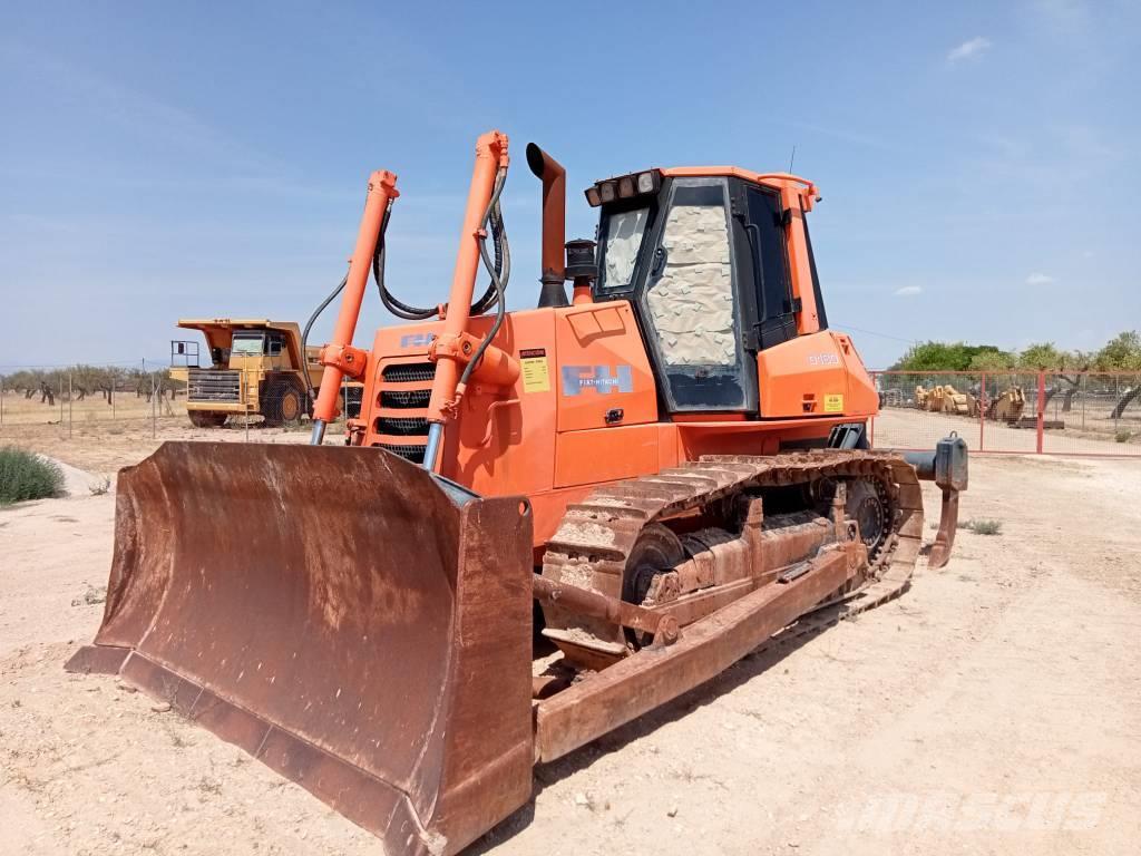 Fiat-Hitachi D 180 Buldozer sobre oruga