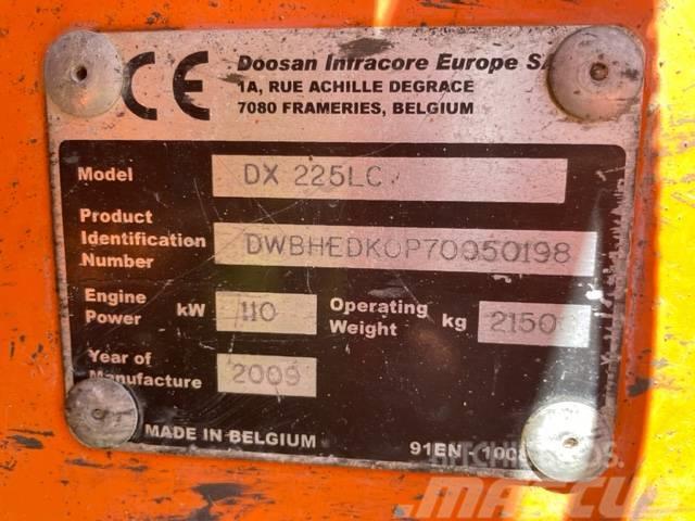 Doosan DX 225 LC Excavadoras de cadenas