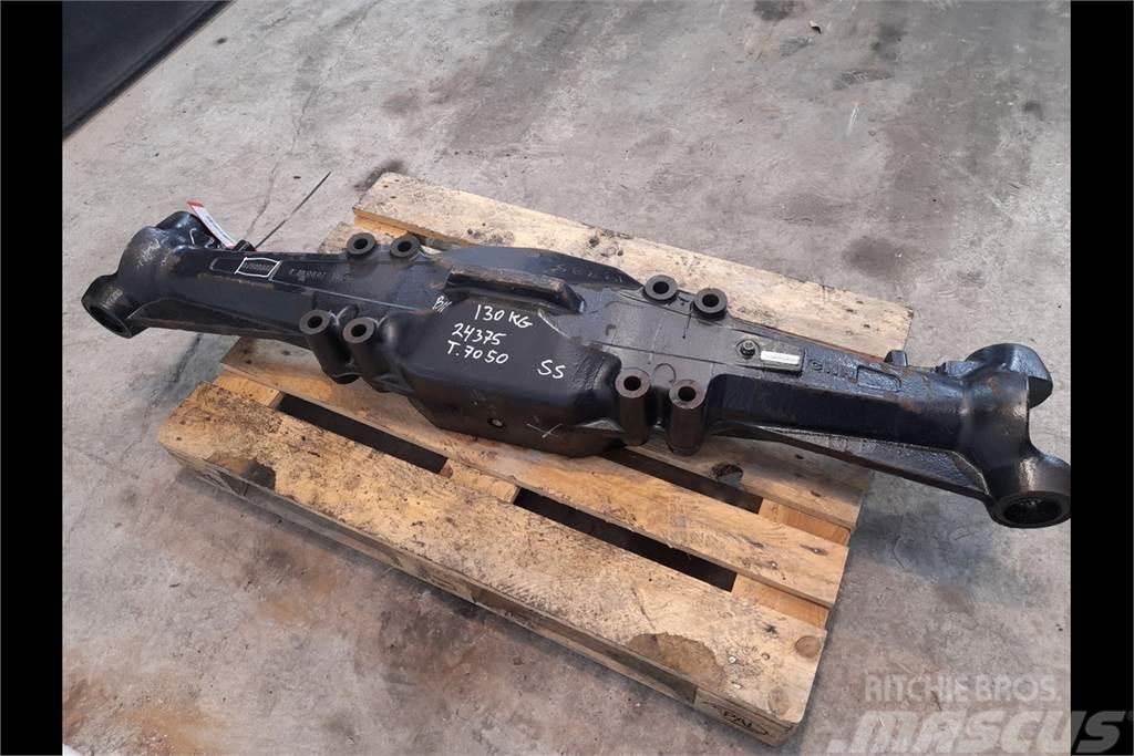 New Holland T7050 Front axle house Transmisión