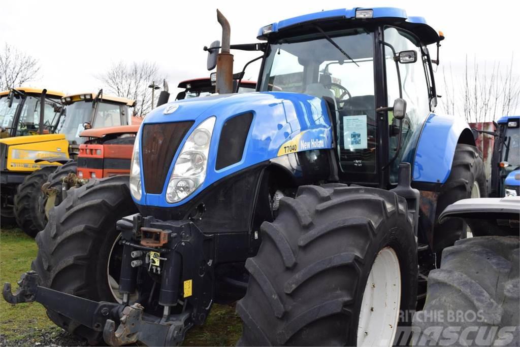 New Holland T 7040 Tractores