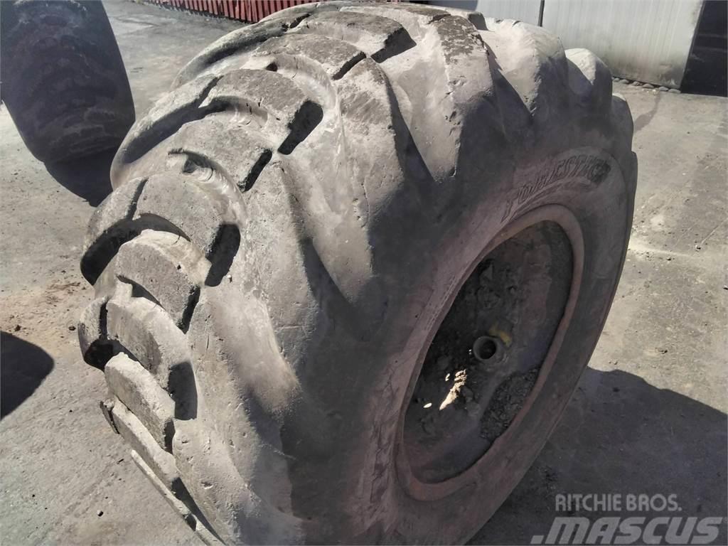 BKT Ls2 710/45x26,5 Neumáticos, ruedas y llantas