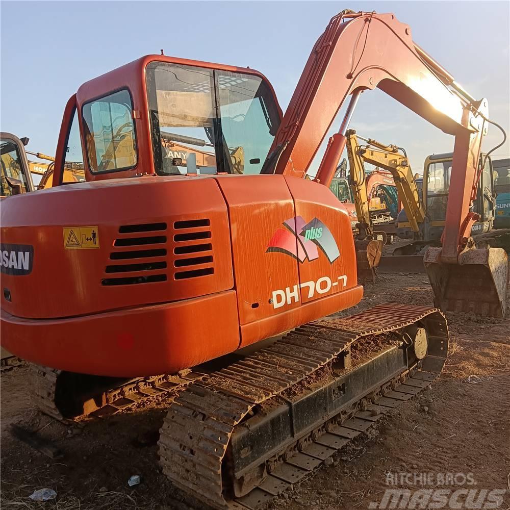 Doosan DH70 Excavadoras de cadenas