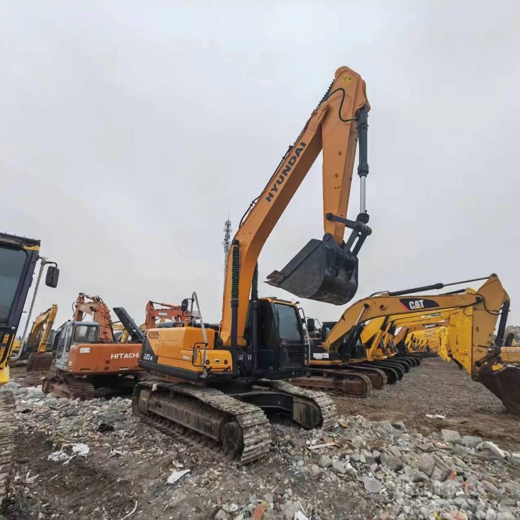 Hyundai 220 Crawler excavators