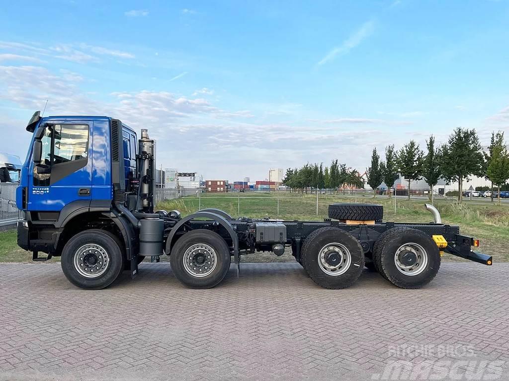 Iveco Trakker 410T50 Chassis Cabin Camiones chasis