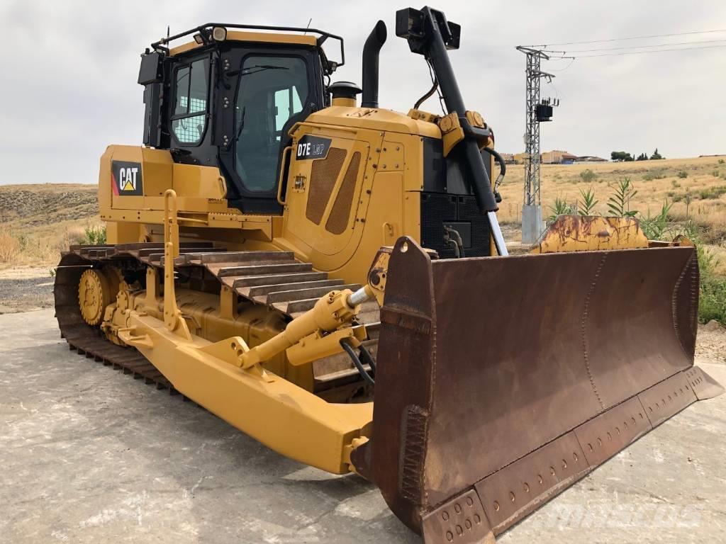 Caterpillar D 7 E LGP Buldozer sobre oruga