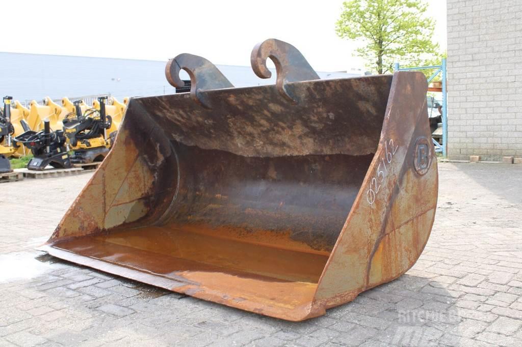  Ditch Cleaning Bucket NG-5-2300 Cucharones
