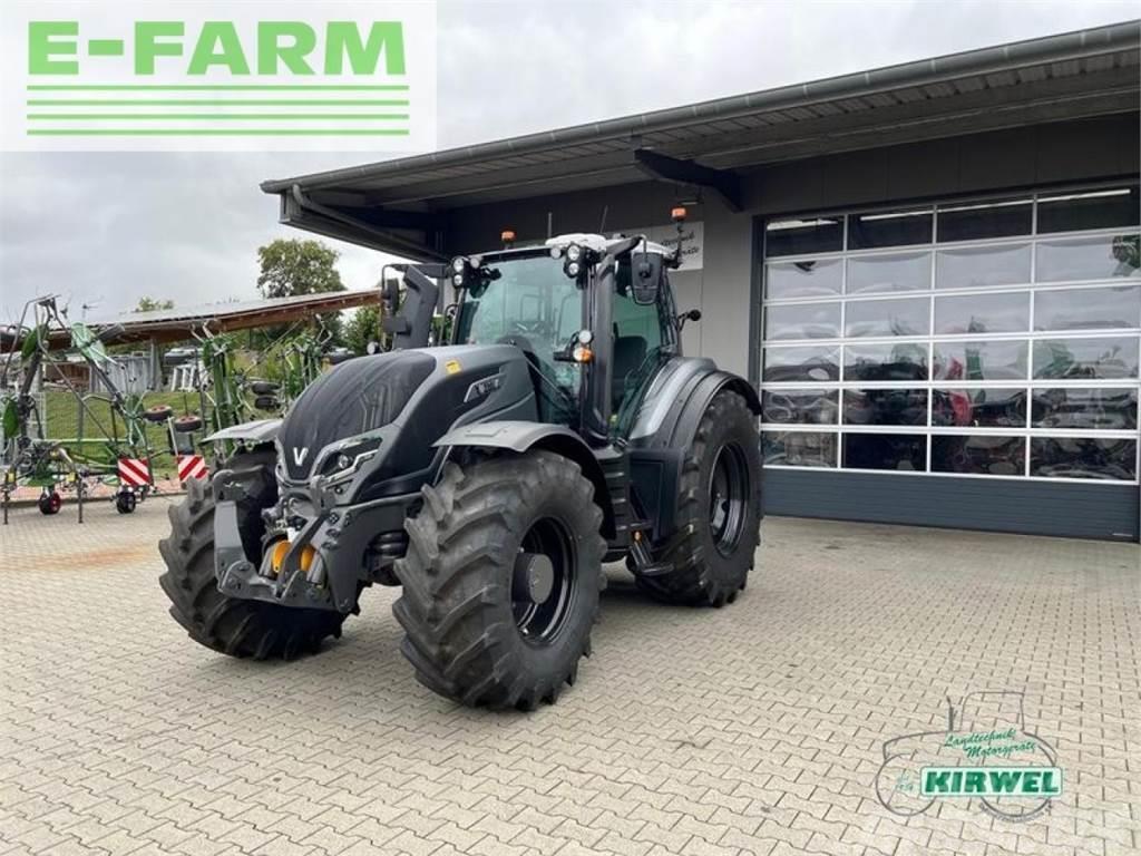 Valtra t 235 direct Tractores