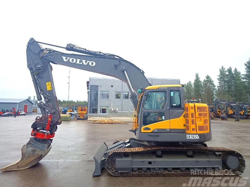 Volvo ECR235DL PYÖRITTÄJÄLLÄ Excavadoras de cadenas
