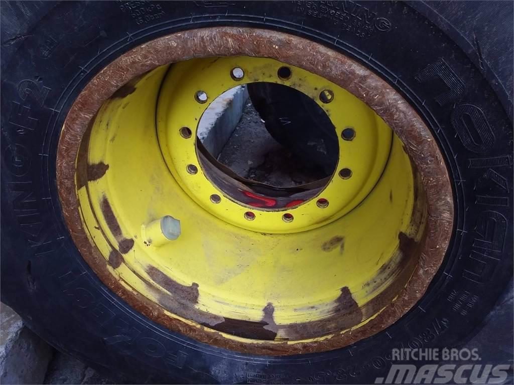 John Deere 1910g 26x28,5 Neumáticos, ruedas y llantas
