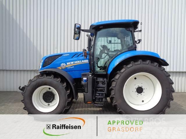 New Holland T7.225 Auto Command Tractores