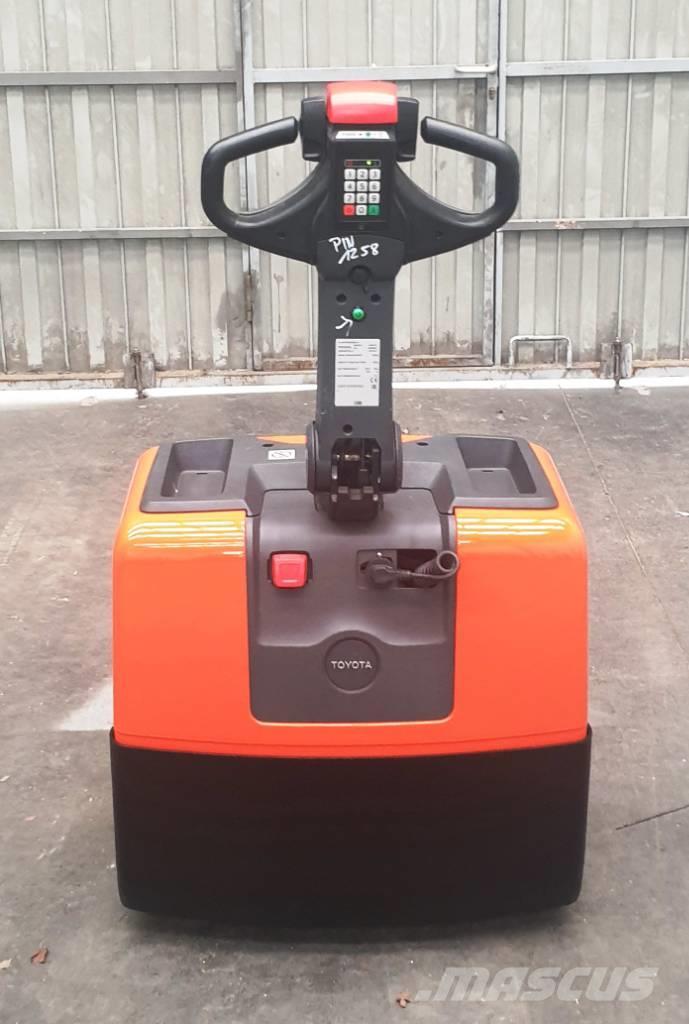 BT LWE 130 Minimover Transpaletas Electricas