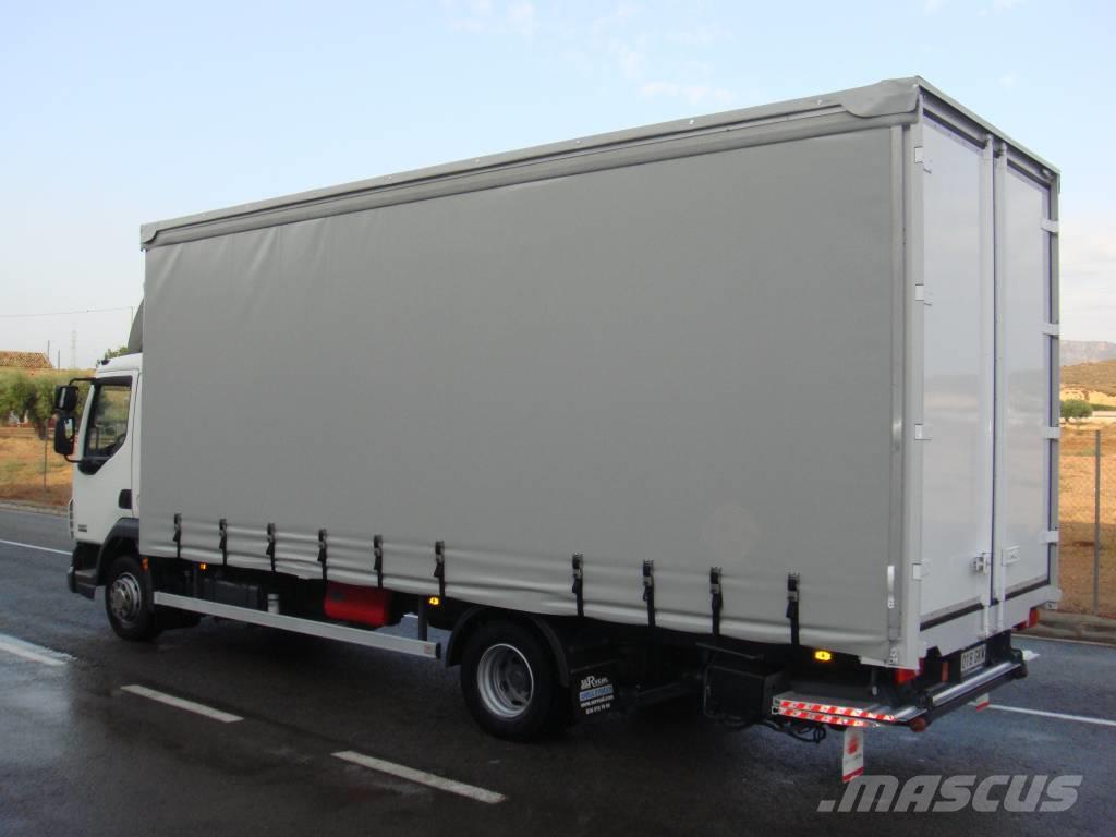 DAF LF45.220 LONA Y PTA. ELEVADORA Camión con caja abierta