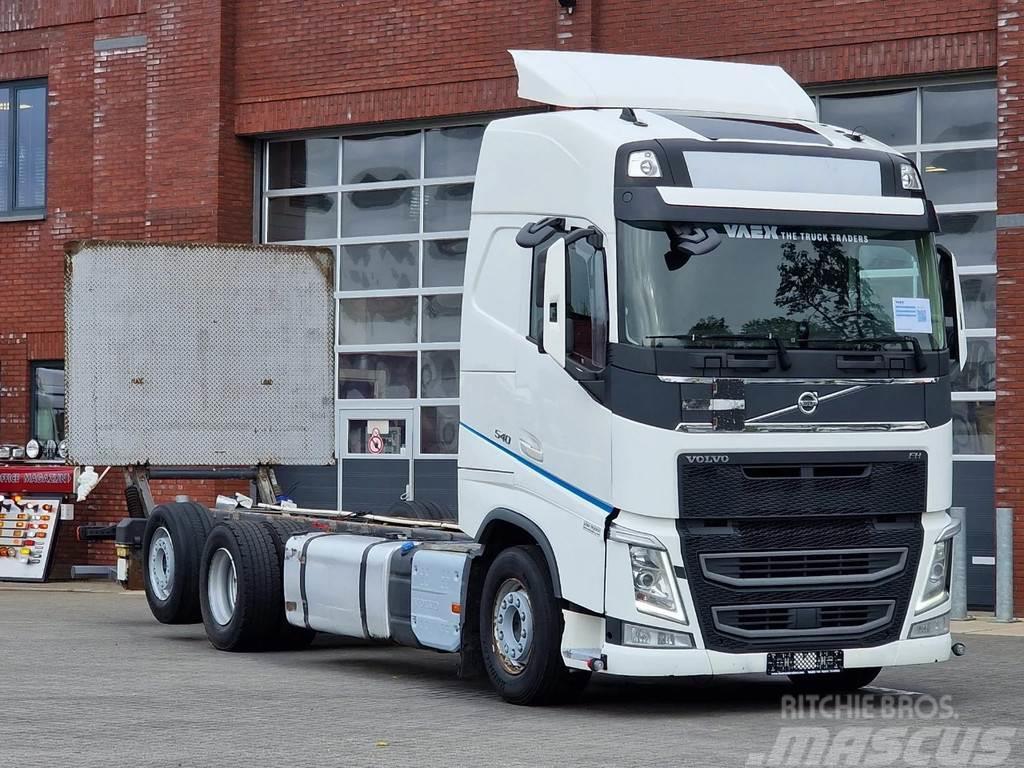 Volvo FH 13.540 Globetrotter 6x2 chassis - Loadlift Zepr Camiones chasis