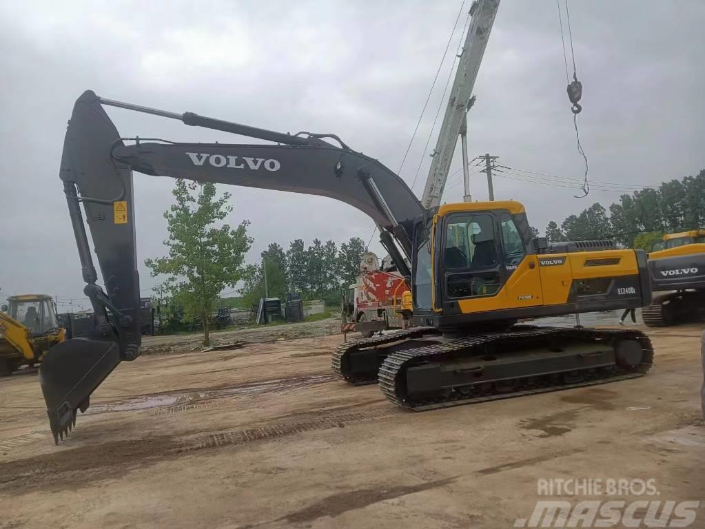 Volvo EC 240 DL Excavadoras de cadenas