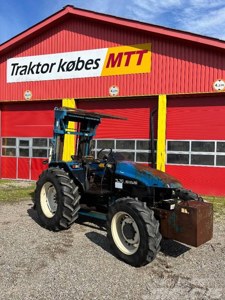 New Holland TL 70 Med Byggelift Tractores