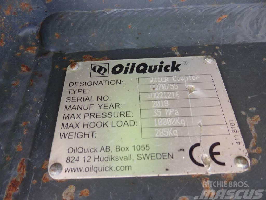 JCB 220X mit Oilquick OQ70/55 Excavadoras de cadenas