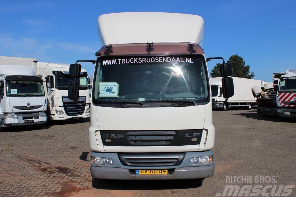 DAF LF 45.220 + Euro 5 Camiones chasis