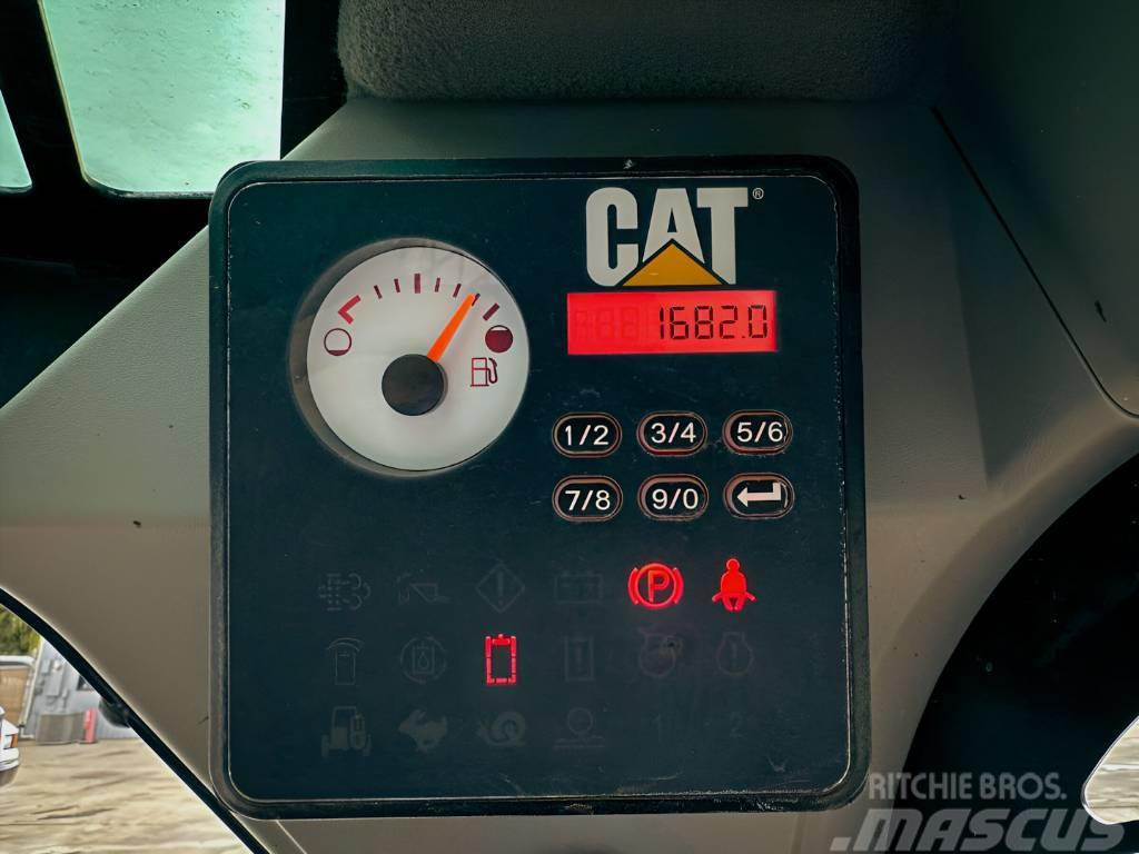 CAT 226 D Minicargadoras