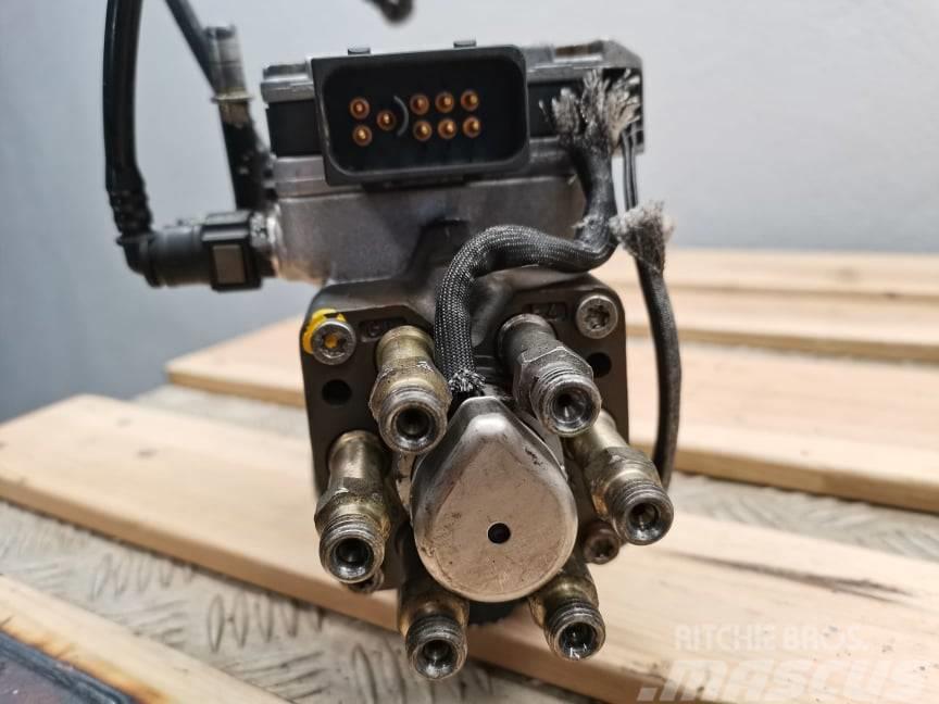 New Holland TM 175 {Bosch WDX VP30} injection pump Motores