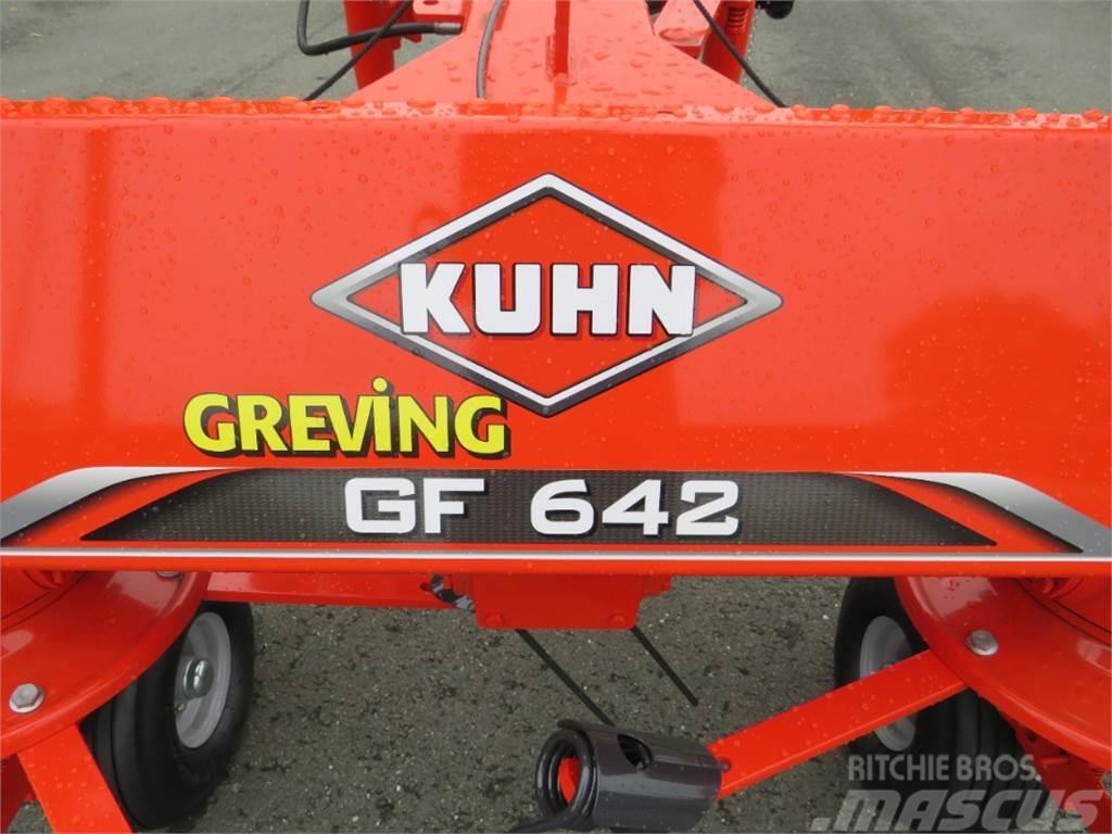 Kuhn GF 642 Rastrillos y henificadores