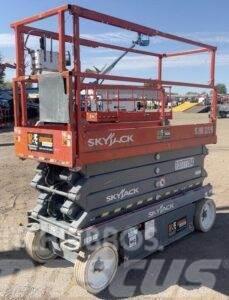 SkyJack SJIII3226 Scissor Lift Plataformas tijera