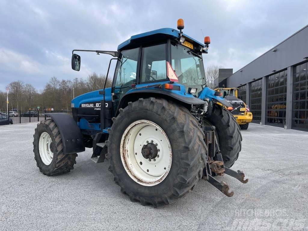 New Holland 8770 Tractores