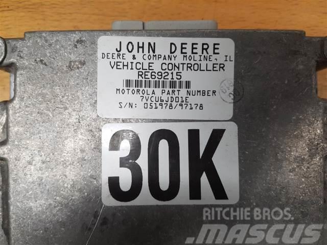 John Deere 8400 Electrónicos