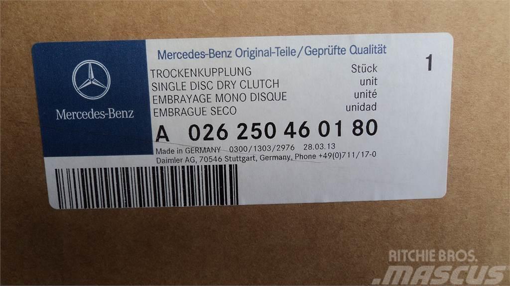 Mercedes-Benz EMBREAGEM MB A0242507401080 Otros componentes - Transporte
