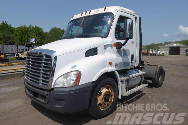Freightliner CASCADIA 113 Camiones chasis