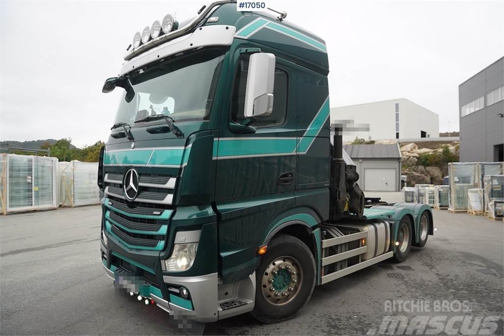 Mercedes-Benz Actros 2663 with 23t/m crane. Well equipped Camiones grúa
