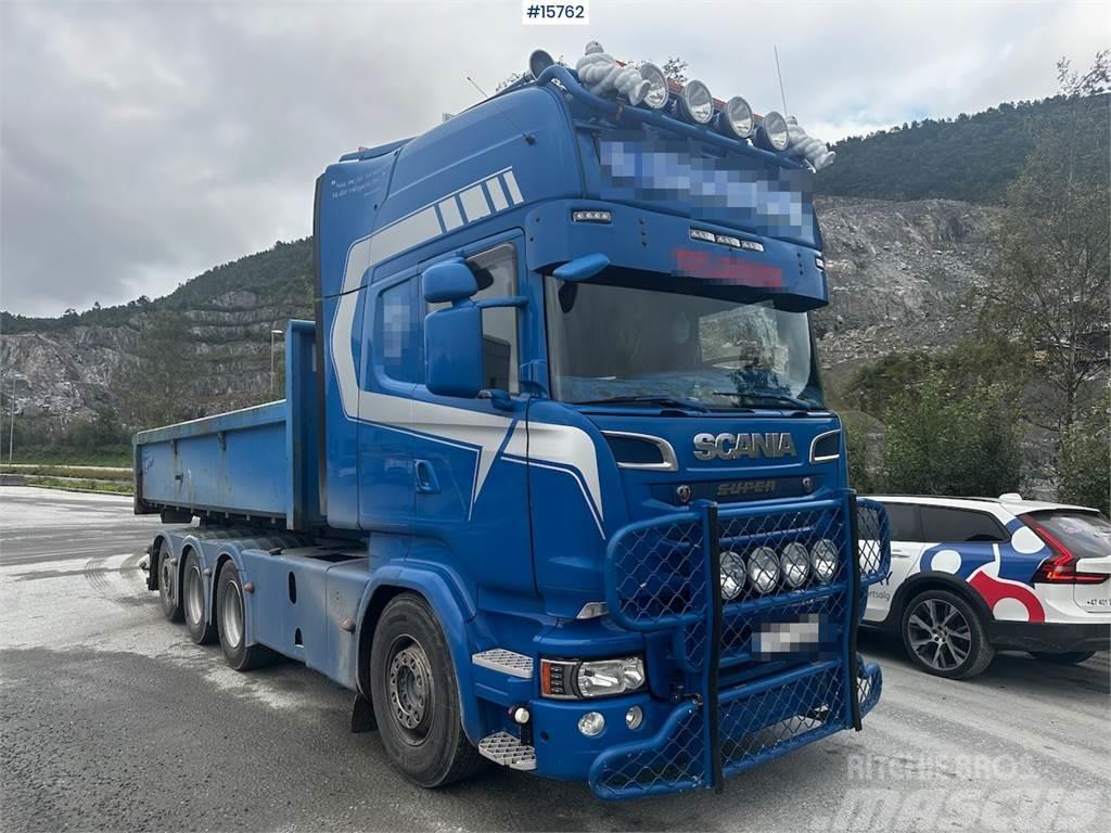 Scania R580 Tridem 8x4 Hook Truck. Euro 6. Camiones polibrazo