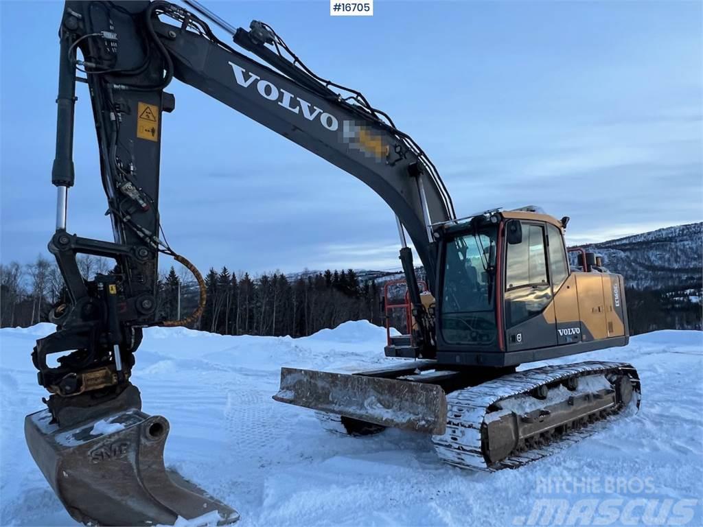 Volvo EC160EL crawler excavator w/ rototilt and grader b Excavadoras de cadenas