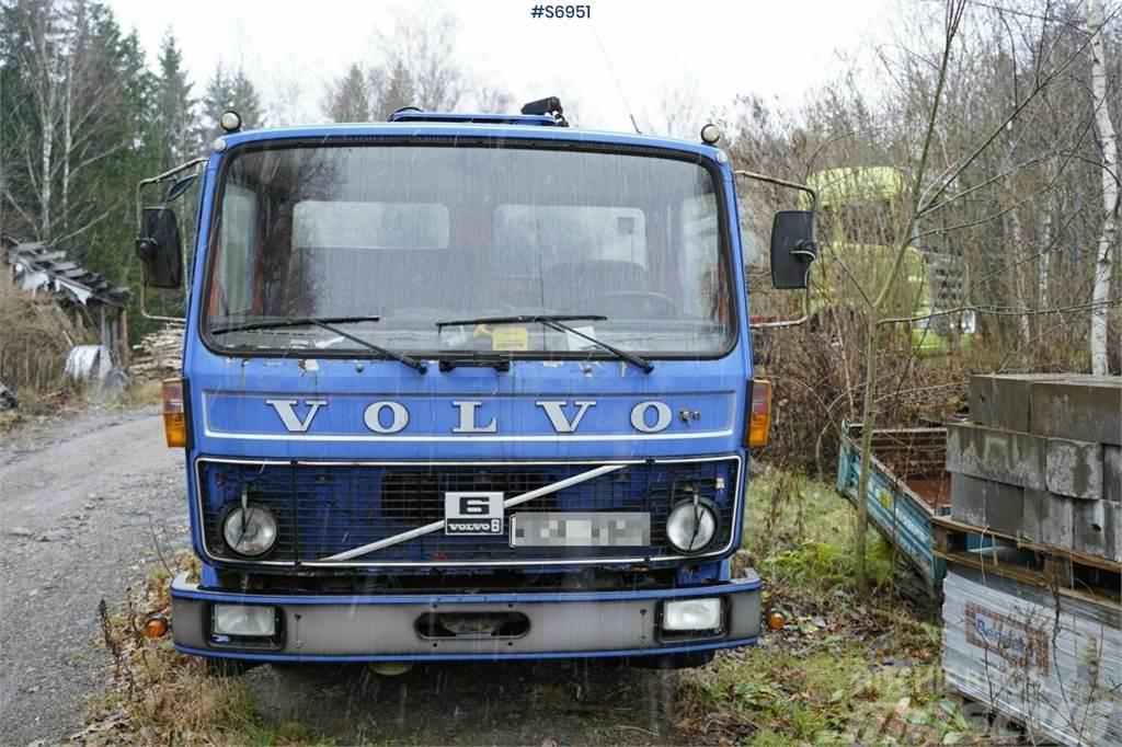 Volvo F610 4x2 Old truck with crane REP.OBJECT Camiones grúa