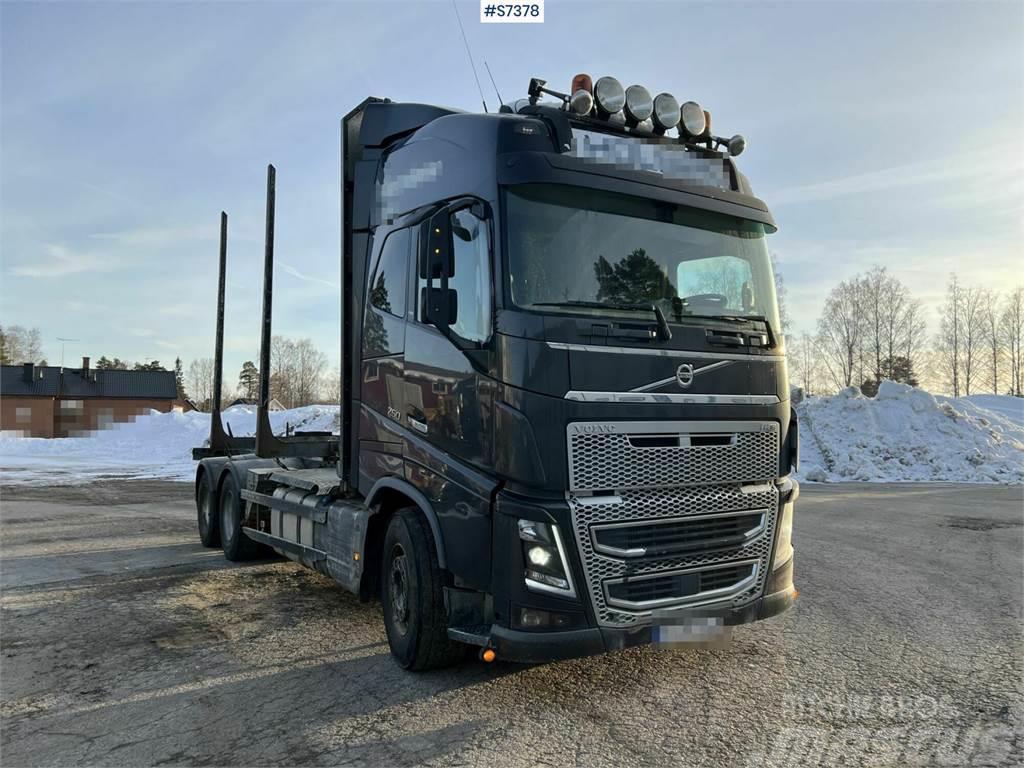 Volvo FH16 Transporte de madera