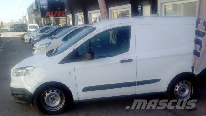 Ford Transit Courier Kombi 1.5TDCi Trend 75 Furgonetas /Furgón